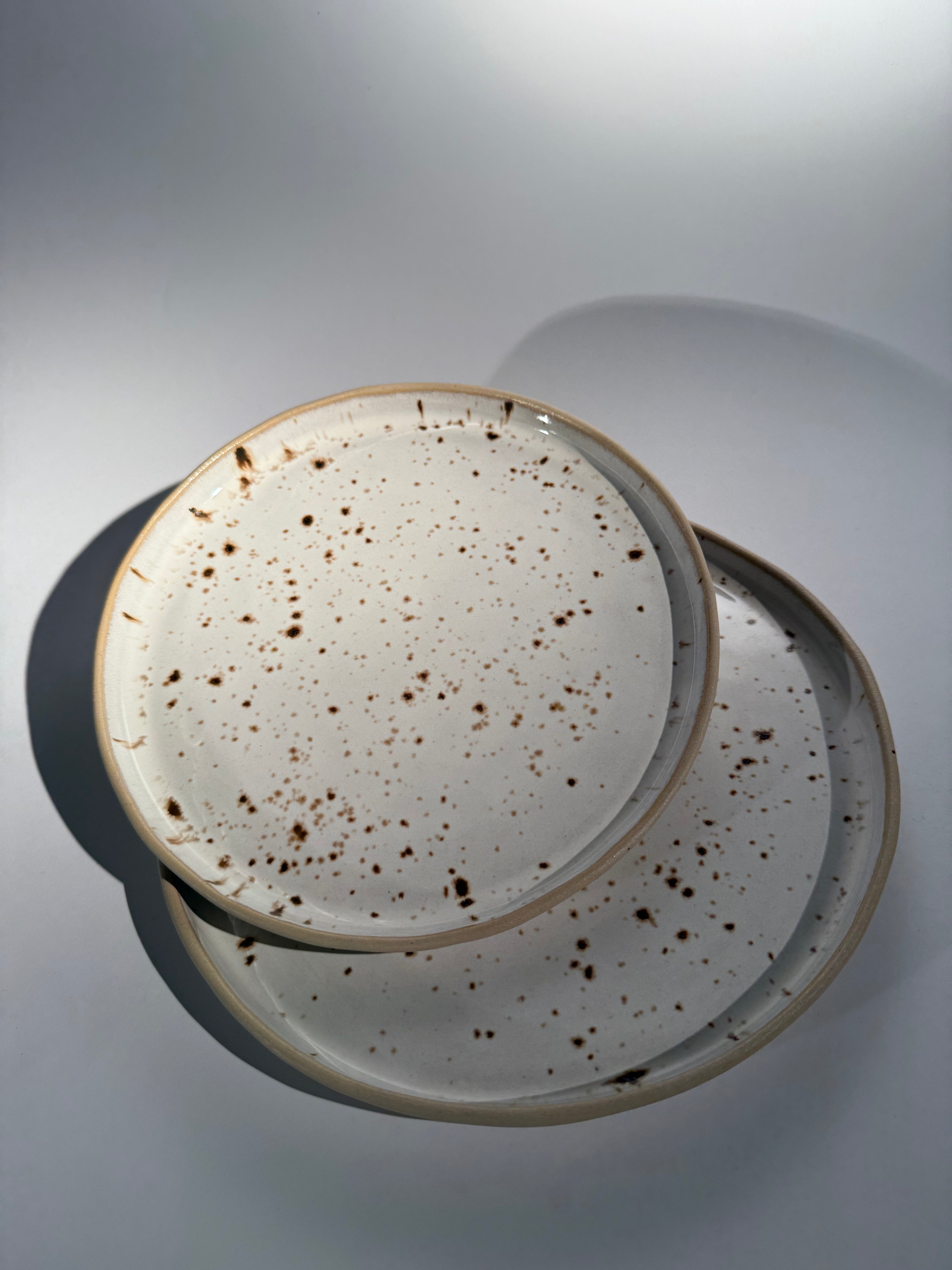 Lėkštė BALTAS BERŽAS Ø22cm.